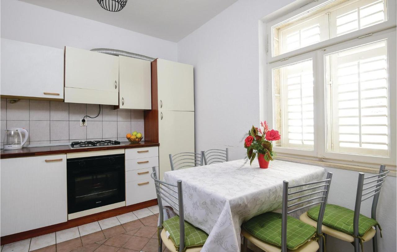 4 Bedroom Lovely Home In Žuljana מראה חיצוני תמונה