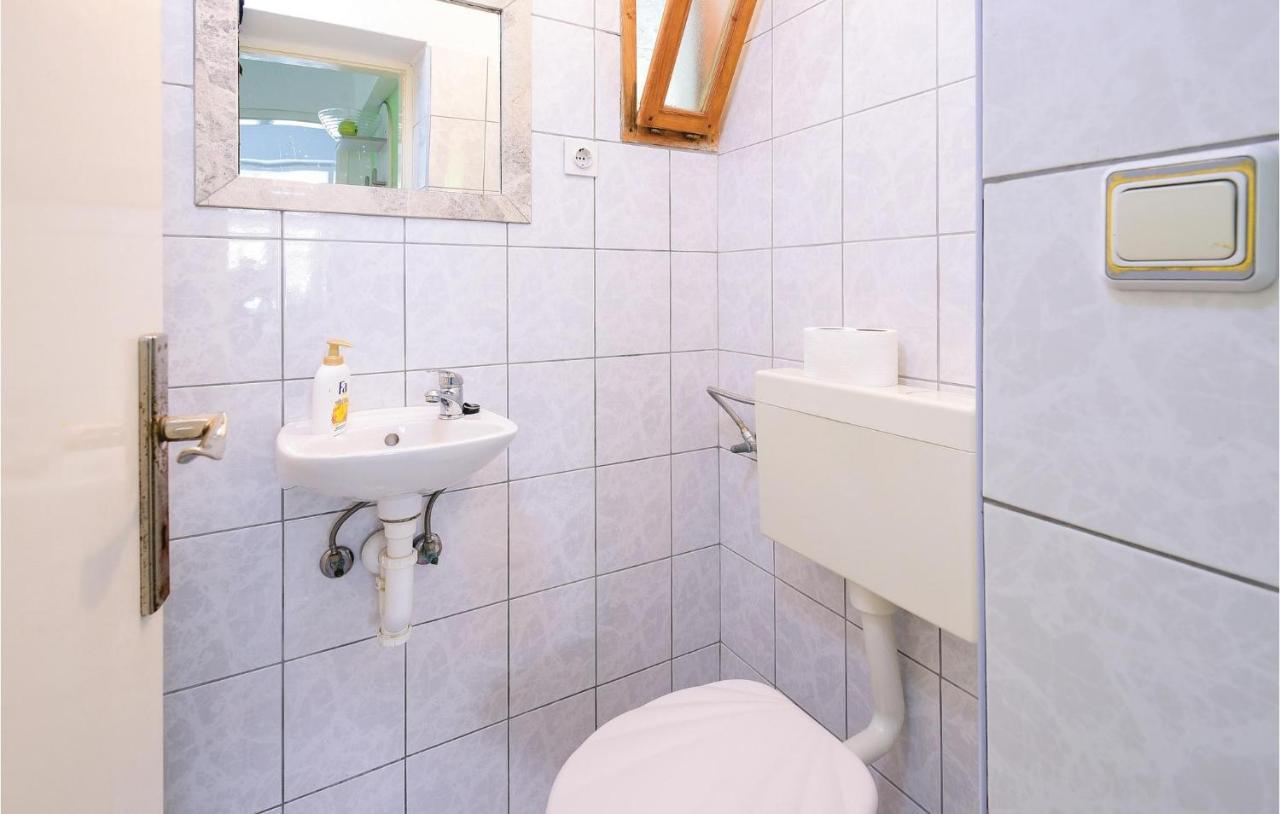 4 Bedroom Lovely Home In Žuljana מראה חיצוני תמונה