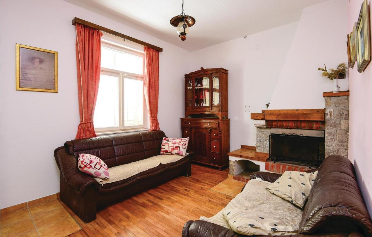 4 Bedroom Lovely Home In Žuljana מראה חיצוני תמונה